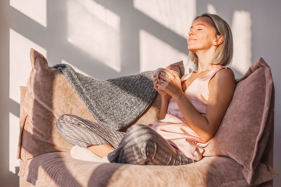 SURROGACY MEDICATIONS GUIDE: PROTOCOLS, SIDE EFFECTS, AND SELF-CARE